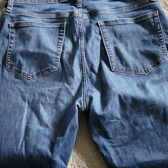 Womens size 34 X 34 J Crew Flex Jeans - Picture 2 of 4